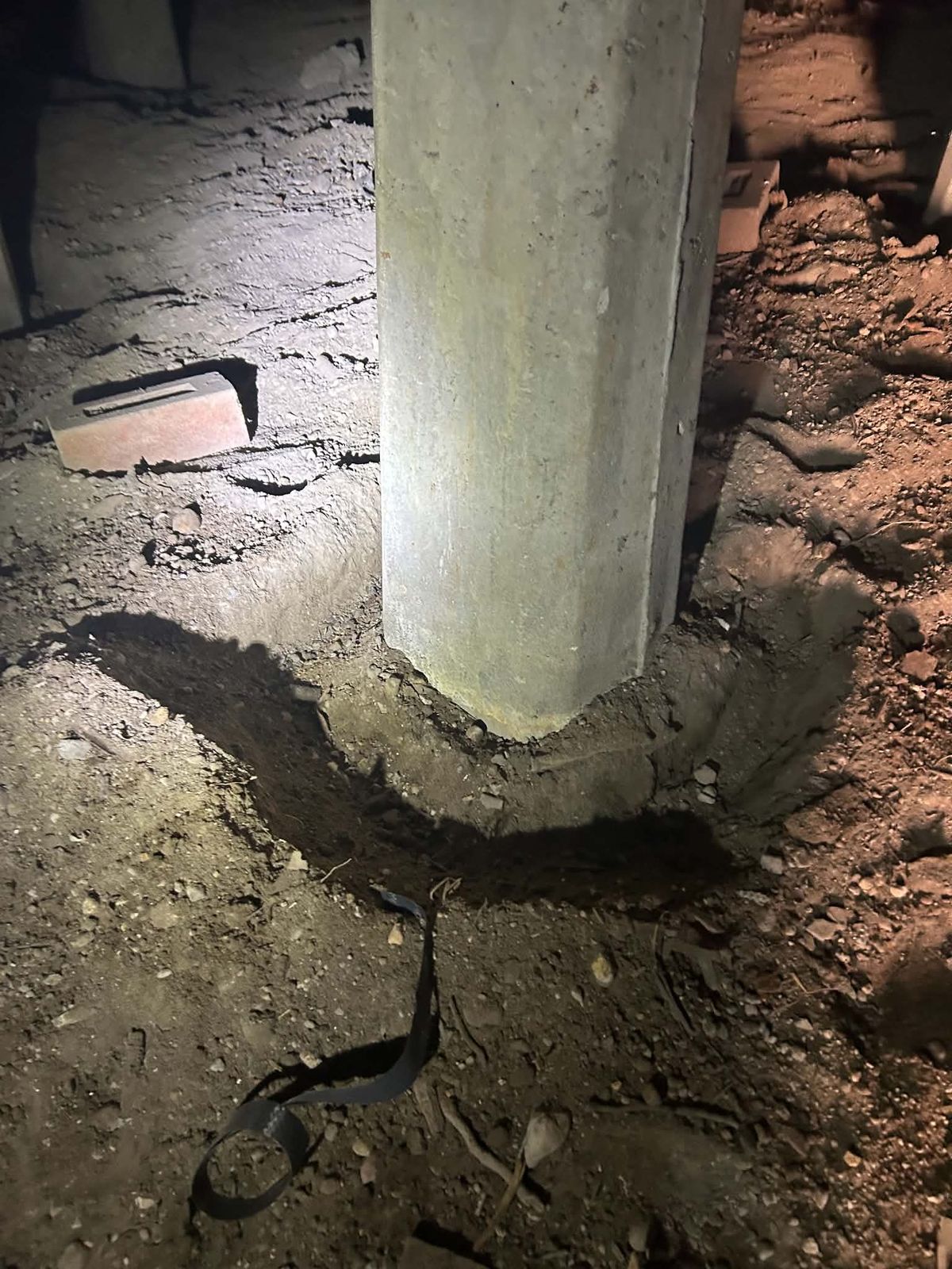 Treated zone around a subfloor pier